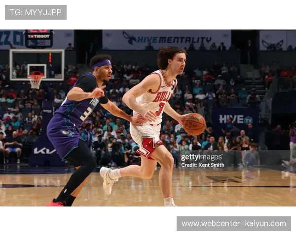 雷霆七人得分上双 团队篮球克服核心缺阵逆境